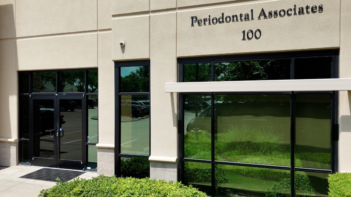 Periodontal Associates office exterior